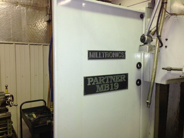 1998 MILLTRONICS MB10-A Millers, Bed Type | Midwest Tool, Inc.