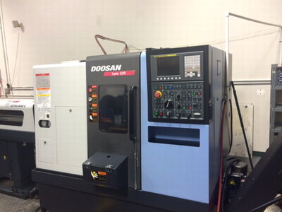 2013 DOOSAN LYNX 220 Lathes, CNC | Midwest Tool, Inc.